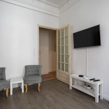 Near Gambetta * Nizza