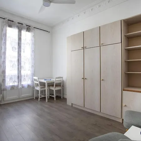 Apartament Near Gambetta