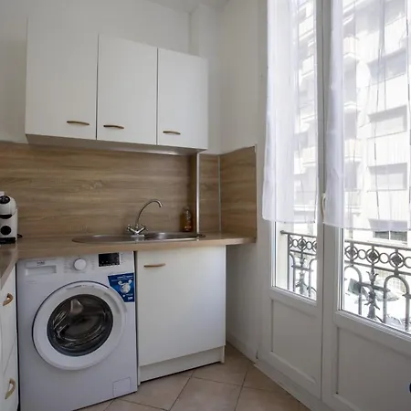 Near Gambetta Apartament *